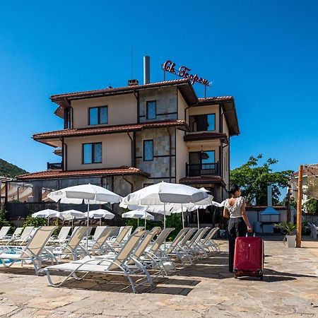 Saint George Mountain Residence Belashtitsa Buitenkant foto