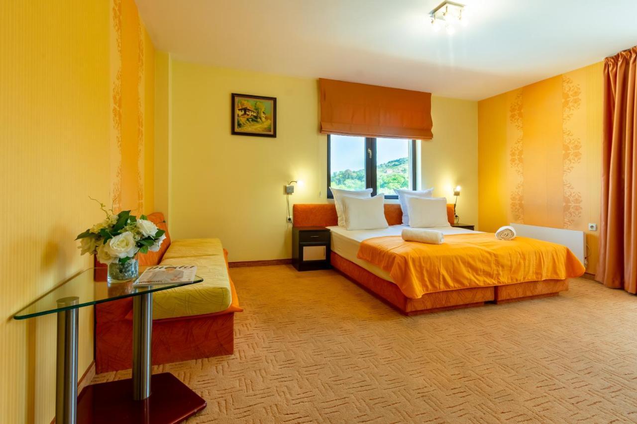 Saint George Mountain Residence Belashtitsa Buitenkant foto