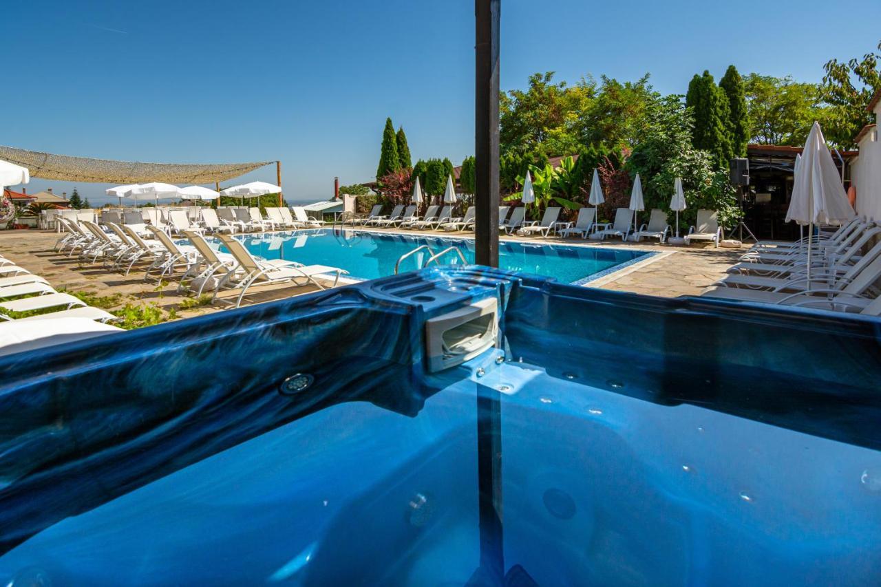 Saint George Mountain Residence Belashtitsa Buitenkant foto